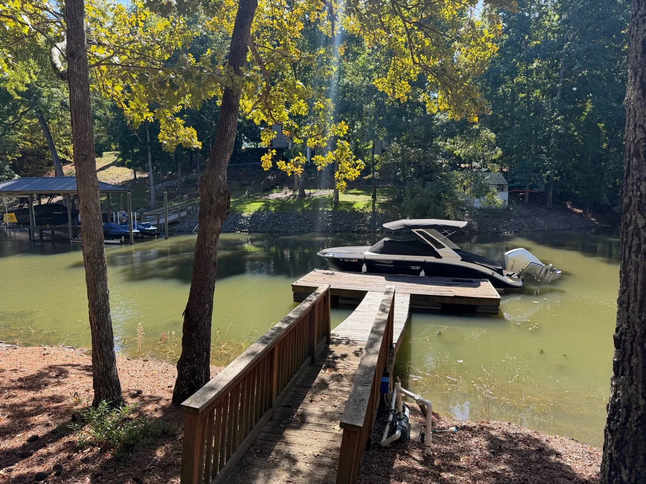 Wooden walkway leading to the floating dock